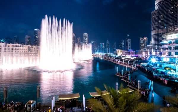 фонтан Дубай