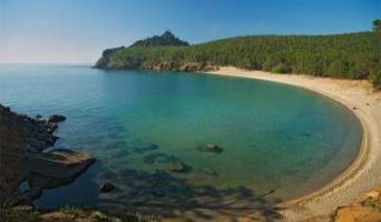 Бухта Песчаная — рай для двоих