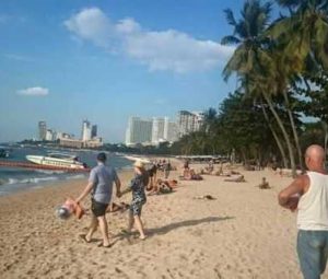 Какой пляж самый чистый в Паттайе