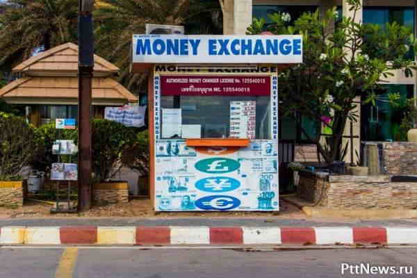 Какие деньги брать в Таиланд