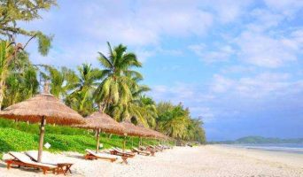 Белоснежный пляж Doclet Beach, Нячанг, Вьентам