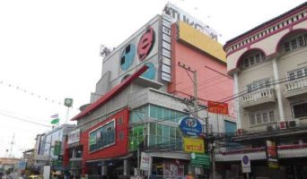 Где в Паттайе купить дешевый телефон