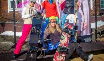 Невесты на лыжах на горе Соболиная