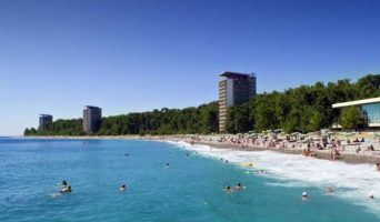 Отдых в Пицунде: достопримечательности, пляжи, рынки