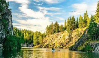 Карелия: край озер и загадок