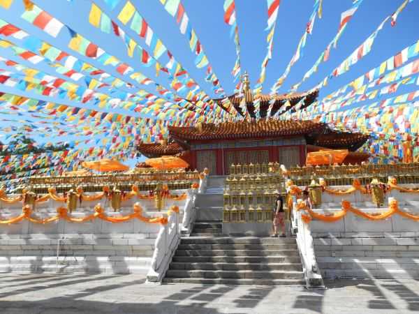 центр буддизма НаньШань