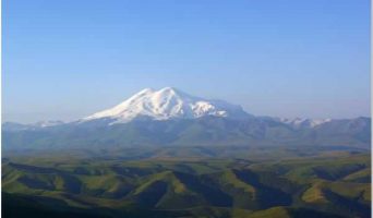 Кто за эффектными фото Эльбруса? Вам на плато Бермамыт