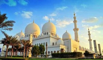 Мечеть Шейха Зайда. Белокаменное произведение в Абу Даби