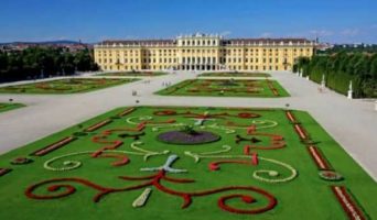 Дворец Шенбрунн в Вене