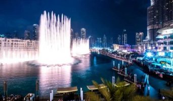 Музыкально-световое великолепие: фонтан "Дубай"