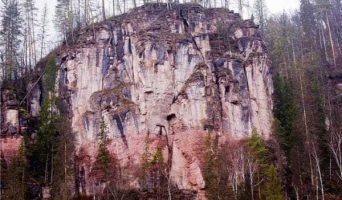 Розовые скалы. Республика Башкортостан