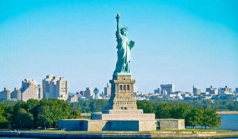 Знаменитые достопримечательности Нью-Йорка. Статуя Свободы