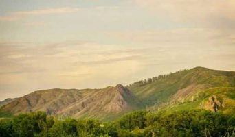 Шайтан-Тау или Чертова гора – заповедный уголок, сохранивший следы древней эпохи