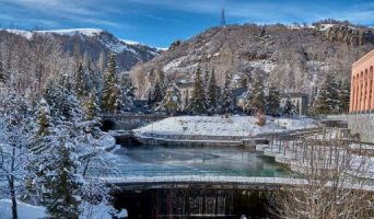 Джермук. Красивый город и курорт в Армении