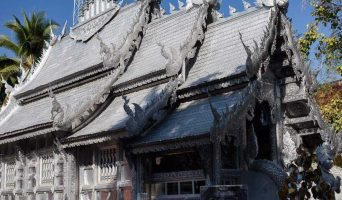 Серебряный храм Sri Suphan в Чиангмае в весь Таиланд