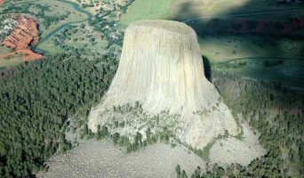 Ученые обнаружили космодром инопланетян — башня Дьявола