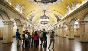 Увлекательные экскурсии по метро Москвы