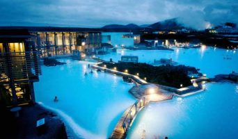 Голубая лагуна. Природный спа-салон в Исландии