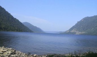 Первая поездка на Телецкое озеро. Прогулка на катере