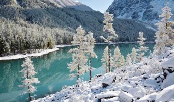 Новый Год в Республике Алтай: лучшие места для зимних праздников