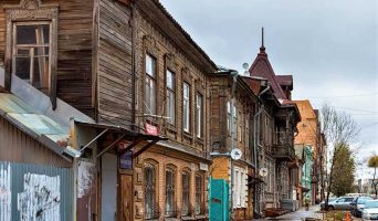 Самара: российское Чикаго и родина “Жигулевского”. Ракеты и бункеры. Большой театр и авторская песня