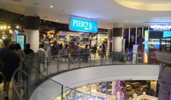 Дешевый фудкорт на 5м этаже торгового центра Terminal21 в Паттайе. Цены и качество еды