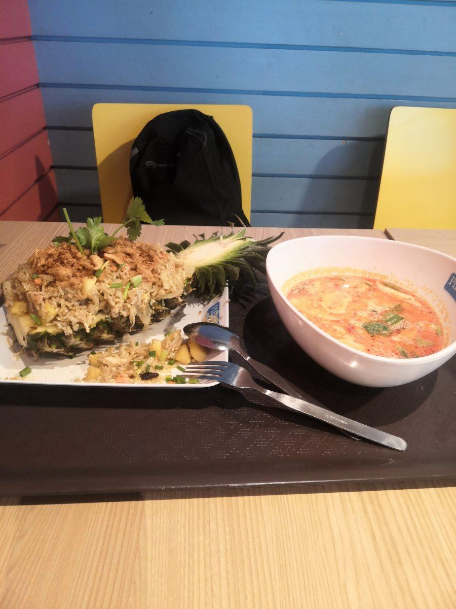 фудкорт PIER 21