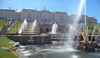 Путешествие в Дворцово–парковый ансамбль Петергоф